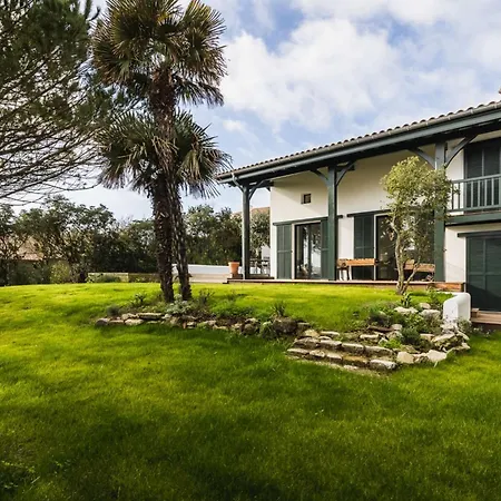 House Keyweek Design Swimming Pool Near * Bidart
