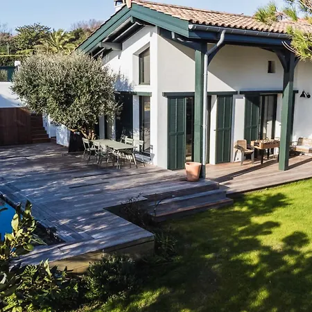 House Keyweek Design Swimming Pool Near *